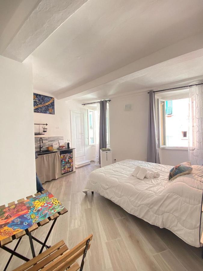 Luvegu Sciuiu Apartment Vernazza Esterno foto
