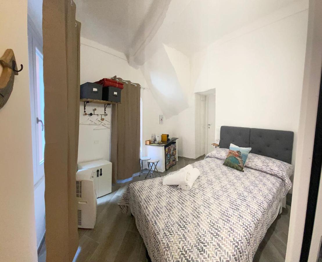 Luvegu Sciuiu Apartment Vernazza Esterno foto